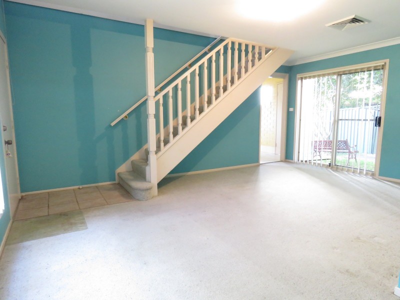 2/11 Stapleton Street, Wentworthville NSW 2145