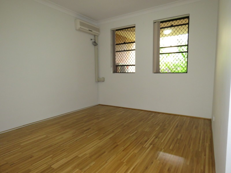 3/10 Reid Ave, Westmead NSW 2145