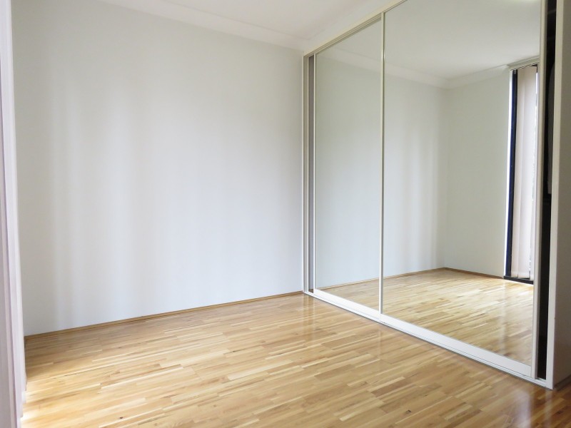 3/10 Reid Ave, Westmead NSW 2145