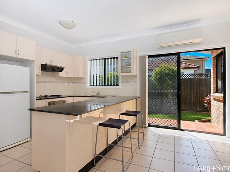 2A Rhonda Street, Pendle Hill NSW 2145