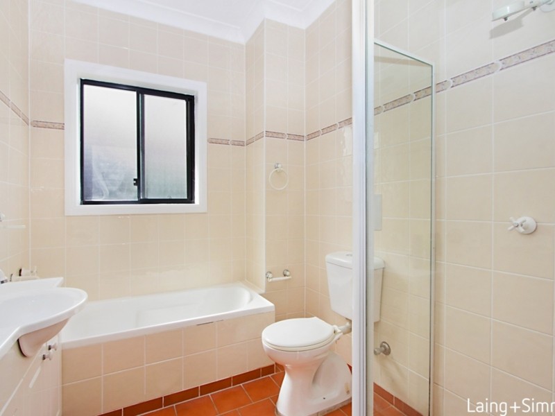 2A Rhonda Street, Pendle Hill NSW 2145