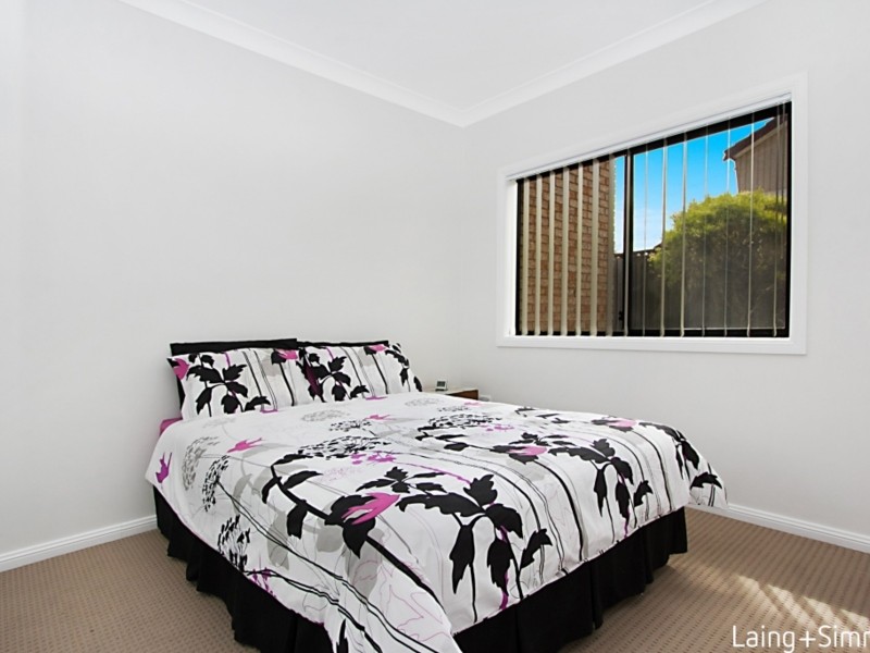 2A Rhonda Street, Pendle Hill NSW 2145