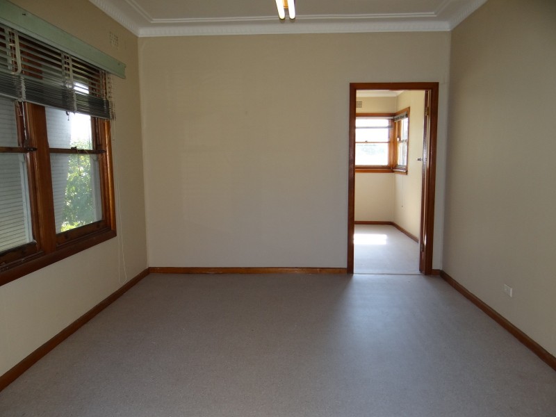 17 Grand Avenue, Westmead NSW 2145