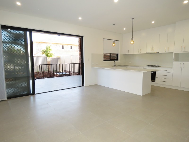 28a Brotherton St, Wentworthville NSW 2145