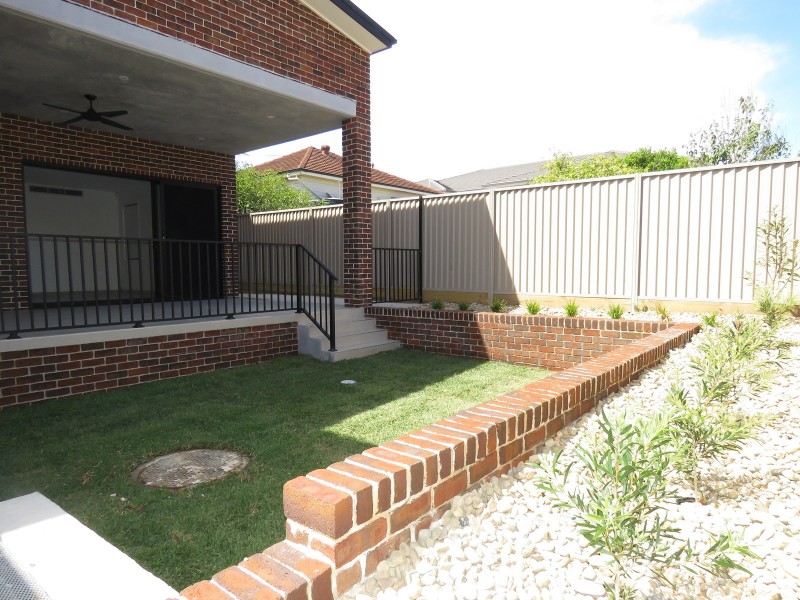 28a Brotherton St, Wentworthville NSW 2145