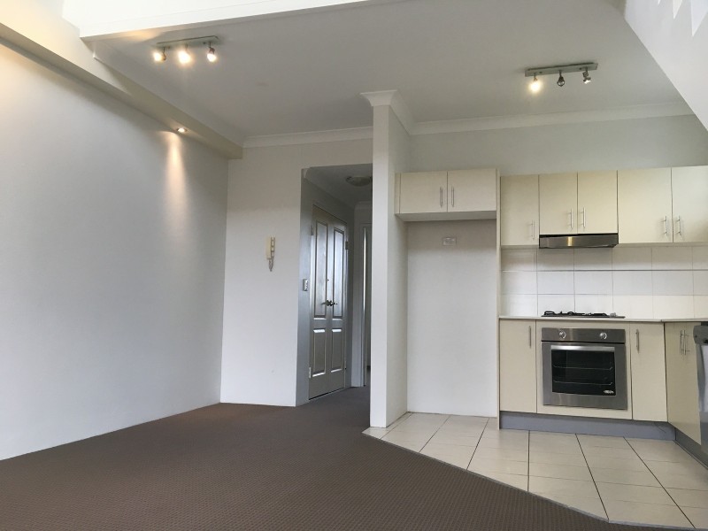 14/80 Mountford Avenue, Guildford NSW 2161