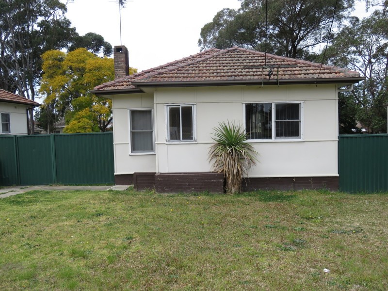 17 Jewelsford Road, Wentworthville NSW 2145