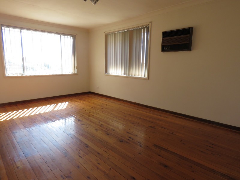 35 Bogalara Road, Toongabbie NSW 2146