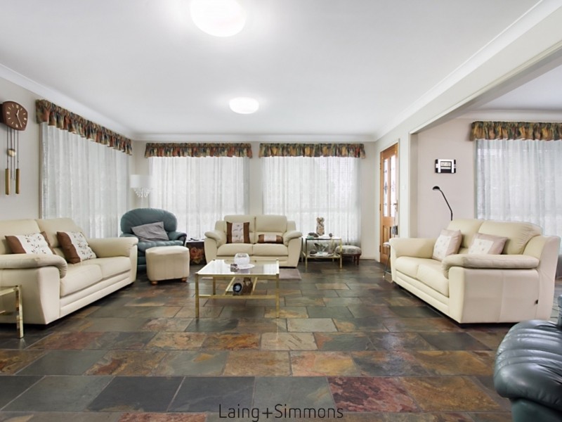 86 Oramzi Road, Girraween NSW 2145