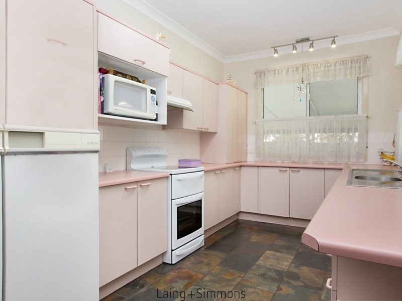 86 Oramzi Road, Girraween NSW 2145