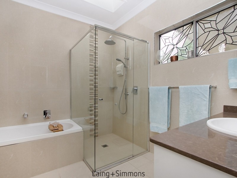 86 Oramzi Road, Girraween NSW 2145