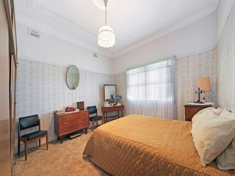 12 Frances Street, Merrylands NSW 2160