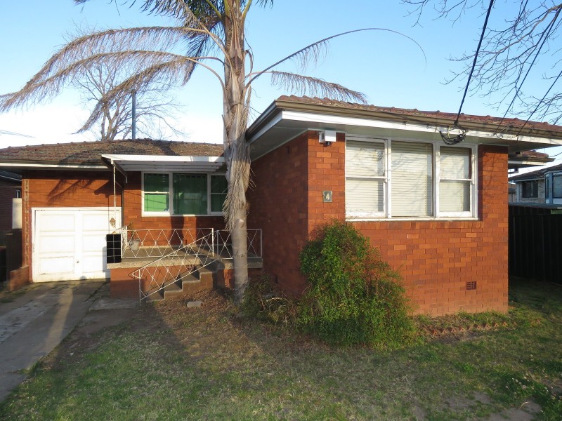 4 Maunder Avenue, Girraween NSW 2145