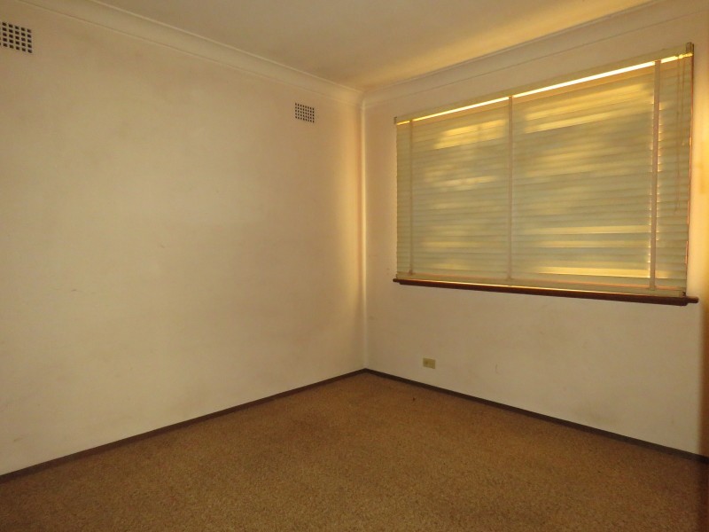 4 Maunder Avenue, Girraween NSW 2145