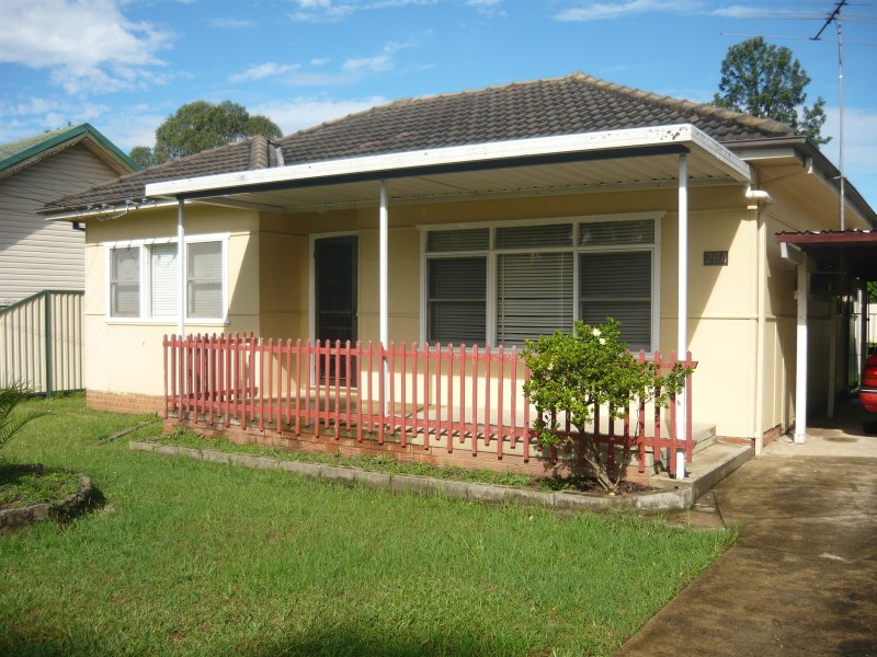 28A Budgeree Road, Toongabbie NSW 2146