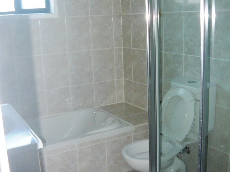 28A Budgeree Road, Toongabbie NSW 2146