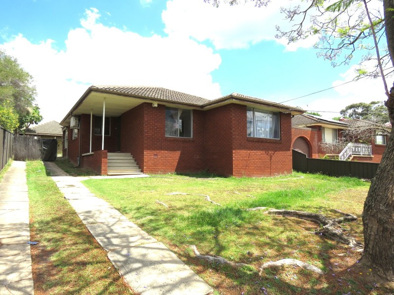 16 Mandoon Road, Girraween NSW 2145