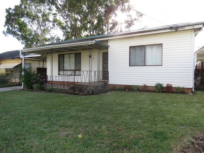 15 Woodside Avenue, Blacktown NSW 2148