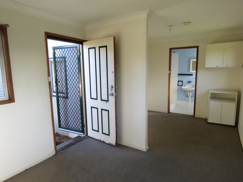 15 Woodside Avenue, Blacktown NSW 2148