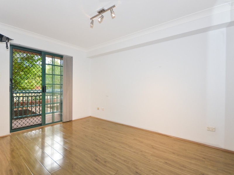 13/249 Dunmore Street, Pendle Hill NSW 2145