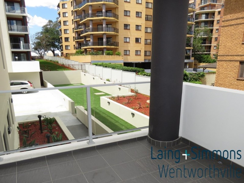 12/2-4 Amos Street, Westmead NSW 2145