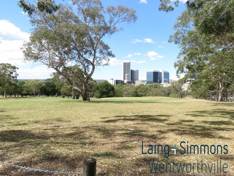 12/2-4 Amos Street, Westmead NSW 2145