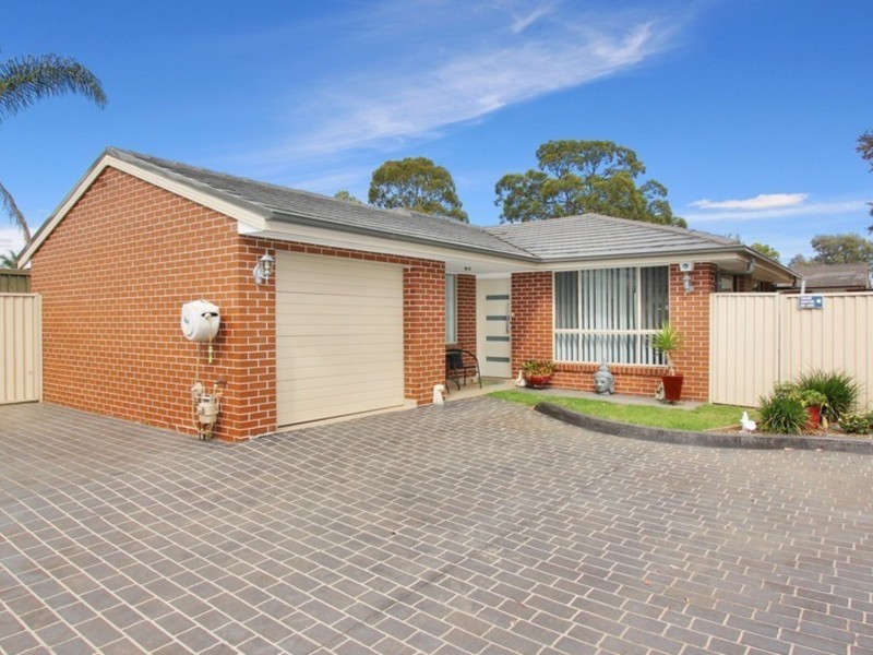 15a Rebecca Street, Colyton NSW 2760