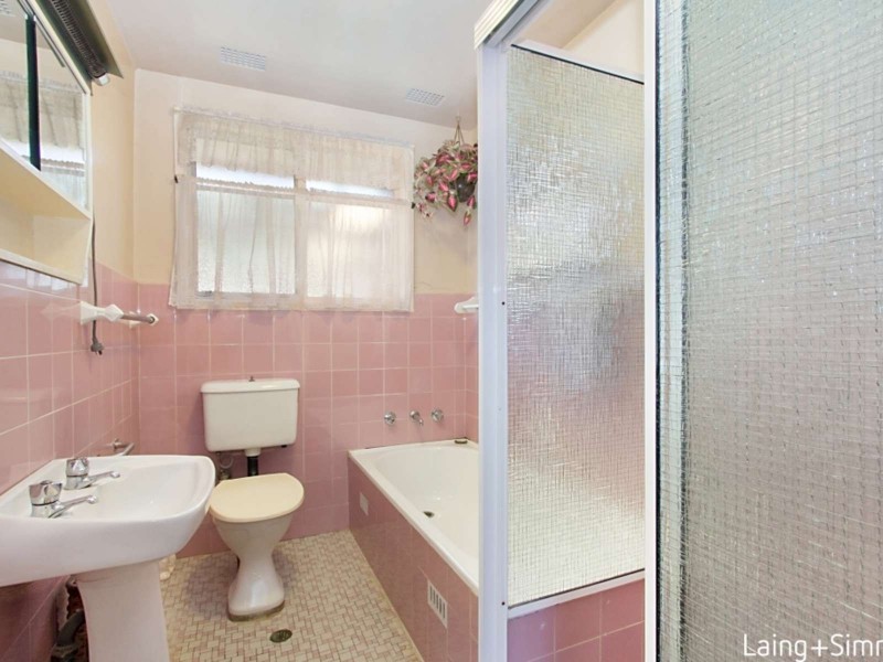 41 Binalong Road, Pendle Hill NSW 2145