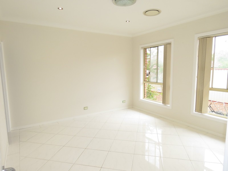 86a Targo Road, Girraween NSW 2145