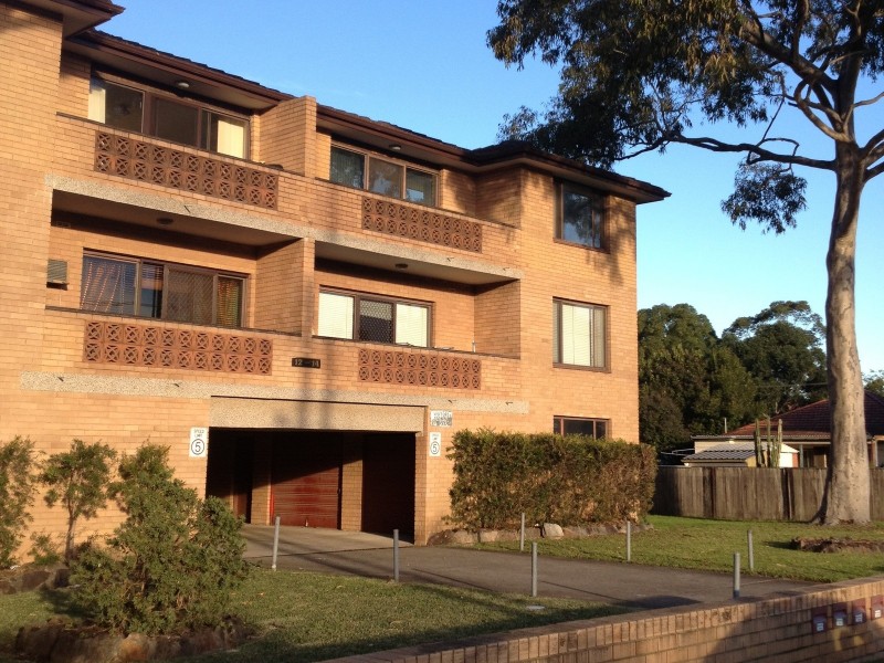 4/12-14 Cambridge Street, Merrylands NSW 2160