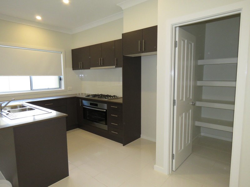 1/28 Carinya Road, Girraween NSW 2145