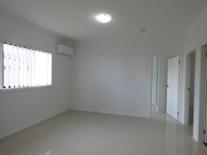 41a Oatlands Street, Wentworthville NSW 2145