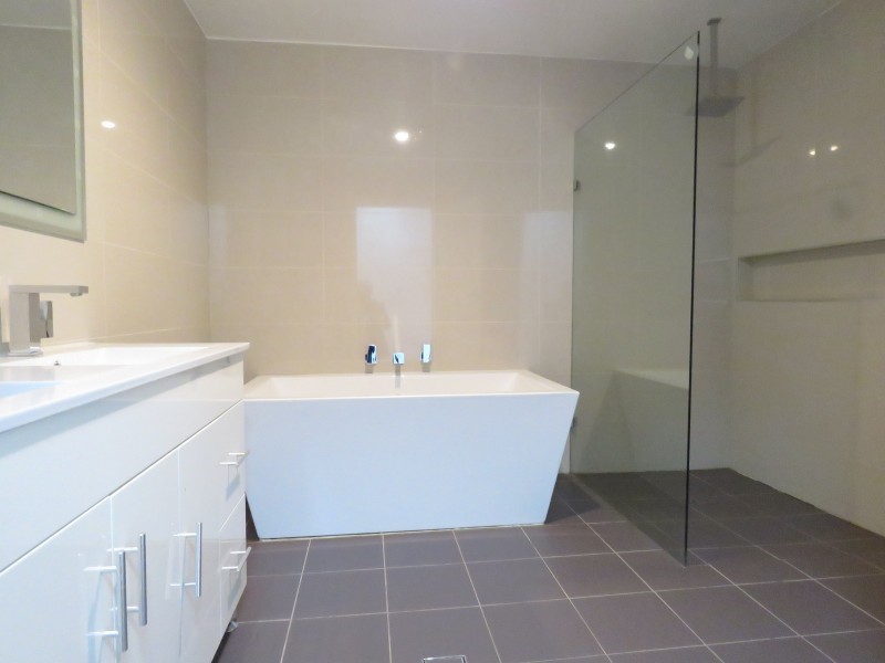 13A Fyall Avenue, Wentworthville NSW 2145