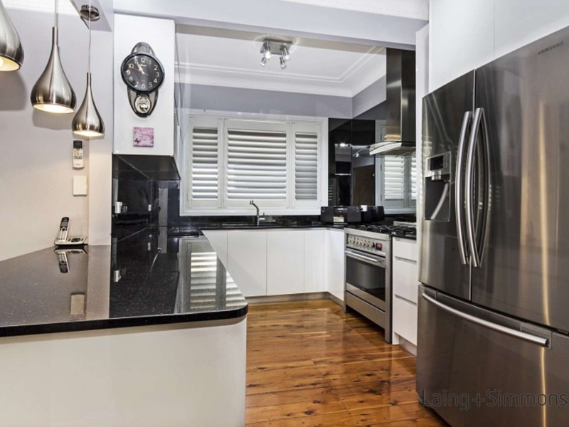 11 Fulton Avenue, Wentworthville NSW 2145