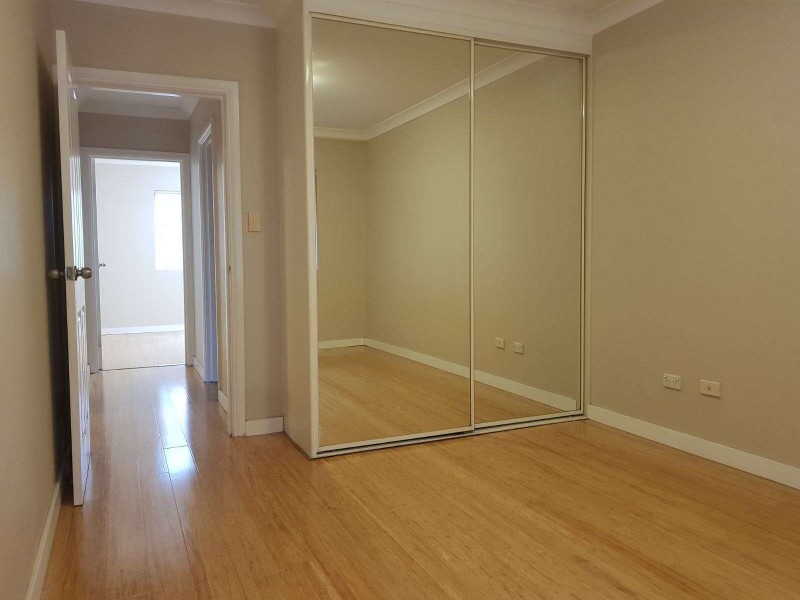 15/211 Dunmore Street, Pendle Hill NSW 2145