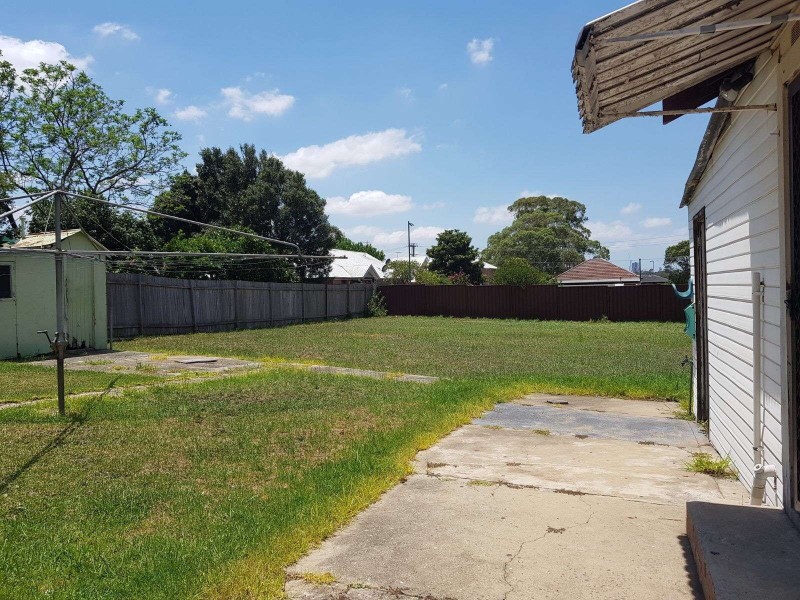 16 Chelmsford Road, Wentworthville NSW 2145