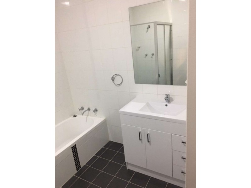 1/13 Howard Avenue, Northmead NSW 2152