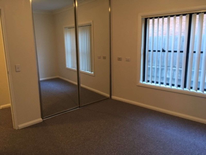 1/13 Howard Avenue, Northmead NSW 2152