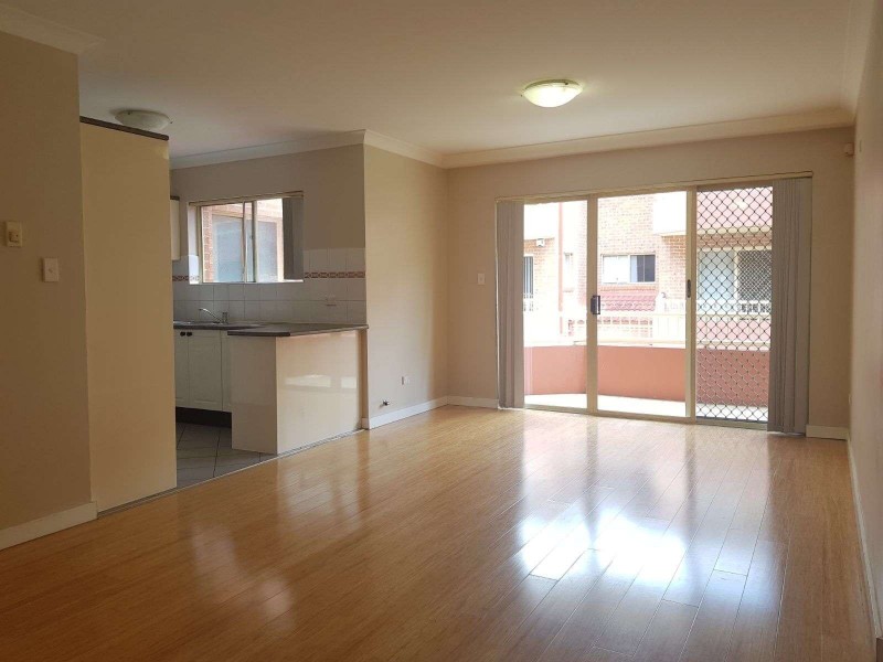 16/211-215 Dunmore Street, Wentworthville NSW 2145