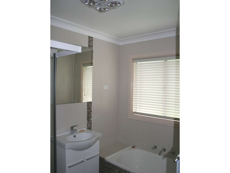 18 Palm Street, Girraween NSW 2145