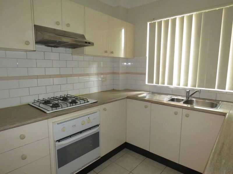 4/58 Stapleton Street, Pendle Hill NSW 2145