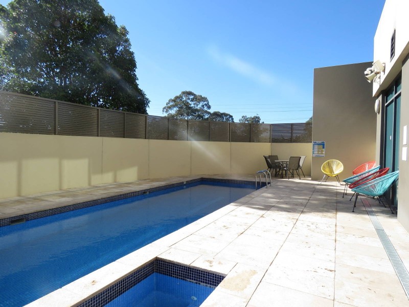 202/110 James Ruse Drive, Rosehill NSW 2142