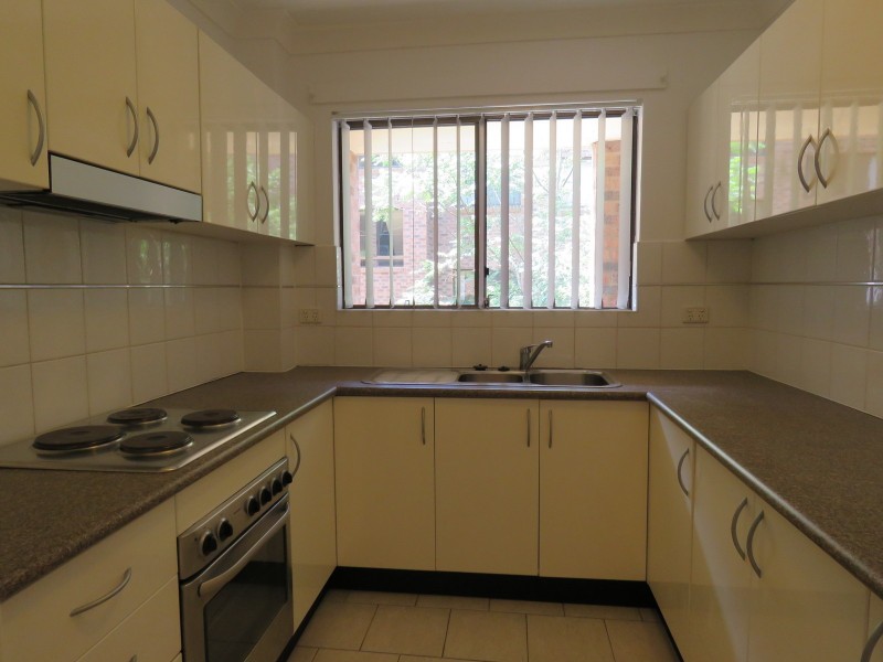 11/227 Targo road, Girraween NSW 2145