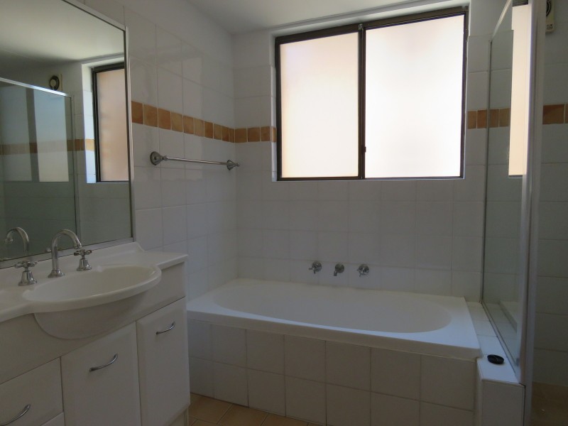 11/227 Targo road, Girraween NSW 2145