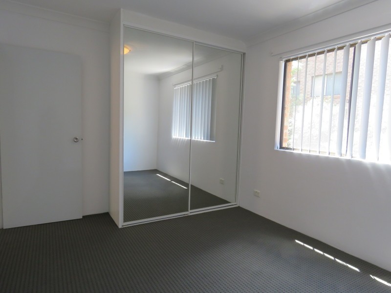 11/227 Targo road, Girraween NSW 2145