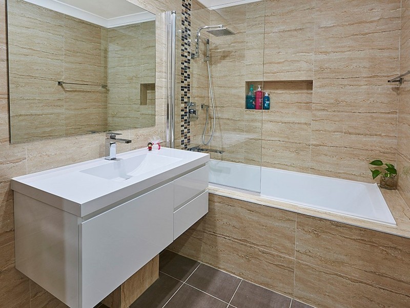 2 Lucinda Grove, Winston Hills NSW 2153