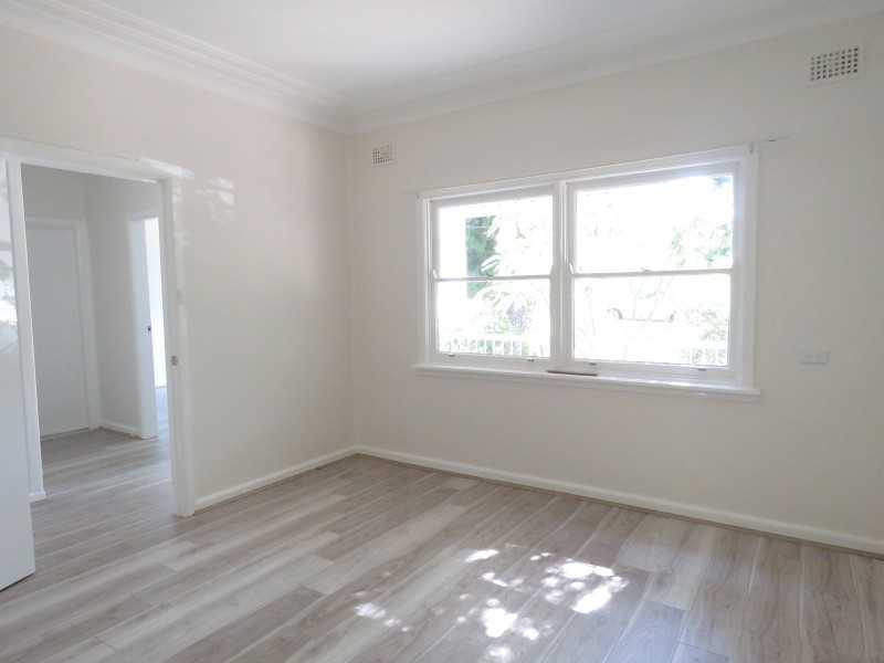 8 Burra Street, Pendle Hill NSW 2145