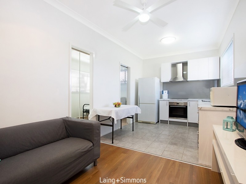 9 Rose Street, Pendle Hill NSW 2145