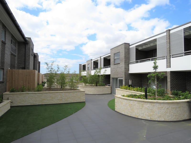 1/58-62 Fitzwilliam Rd, Old Toongabbie NSW 2146