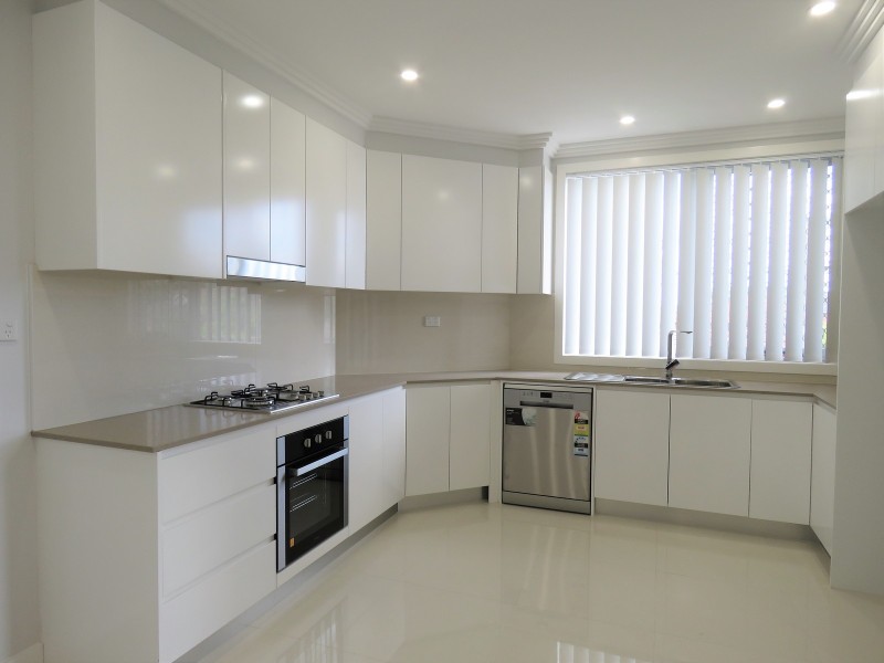 1/58-62 Fitzwilliam Rd, Old Toongabbie NSW 2146